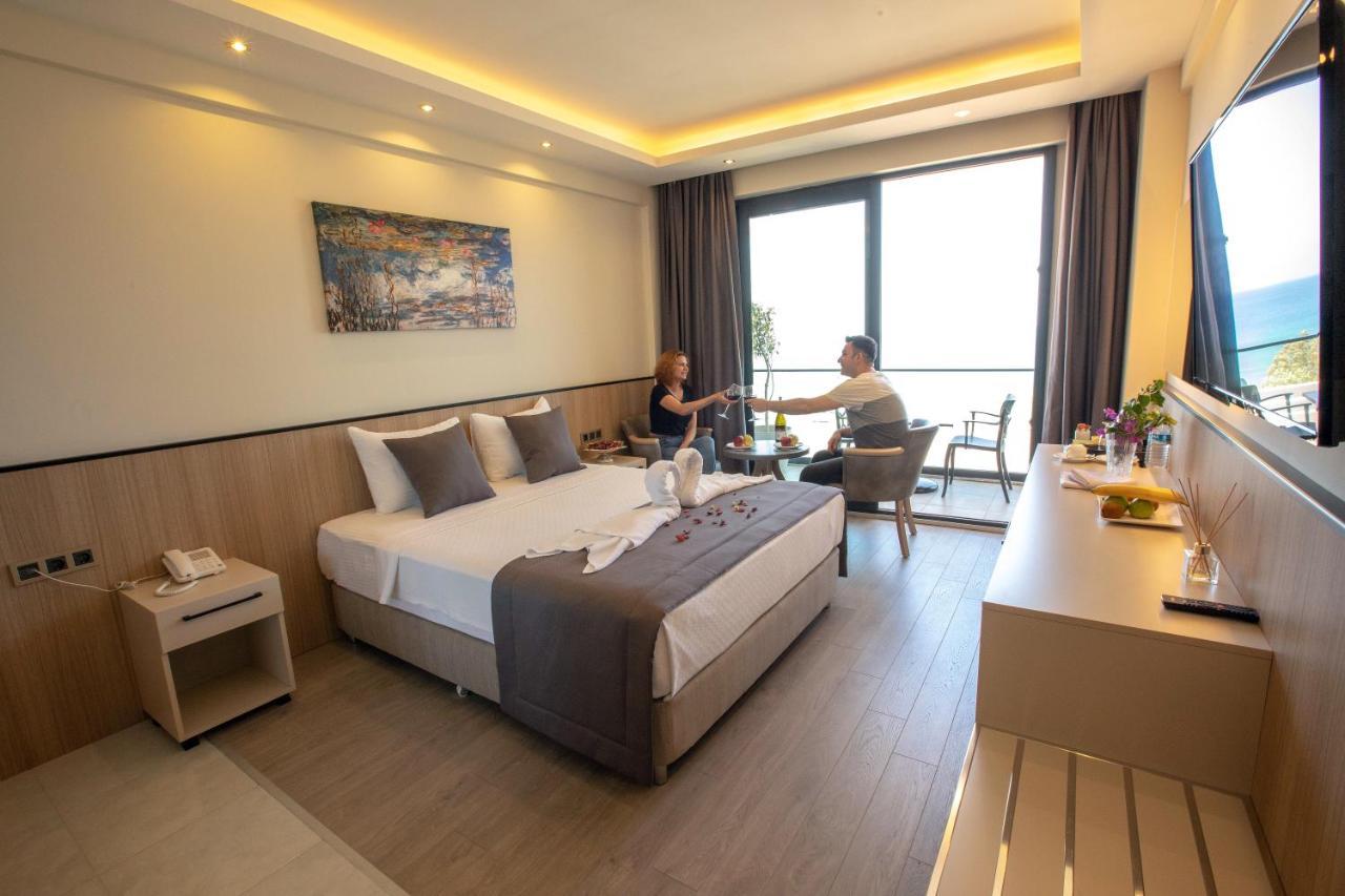 Polaris Otel & Beach Club Mersin  Exterior photo