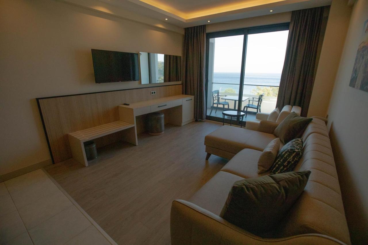 Polaris Otel & Beach Club Mersin  Exterior photo